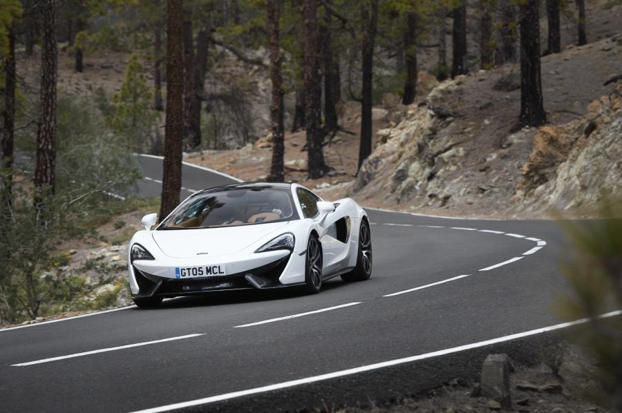  McLaren 570GT 2016 года  (UK) (фото 55 из 125)